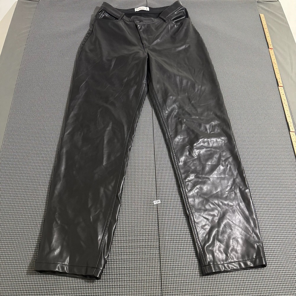 Abercrombie & Fitch Womens Black Vegan Leather Straight Pants Size 29 8L
